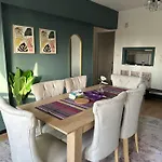 Renovated Spacious Apartment 3 Mins To Al-Rehab