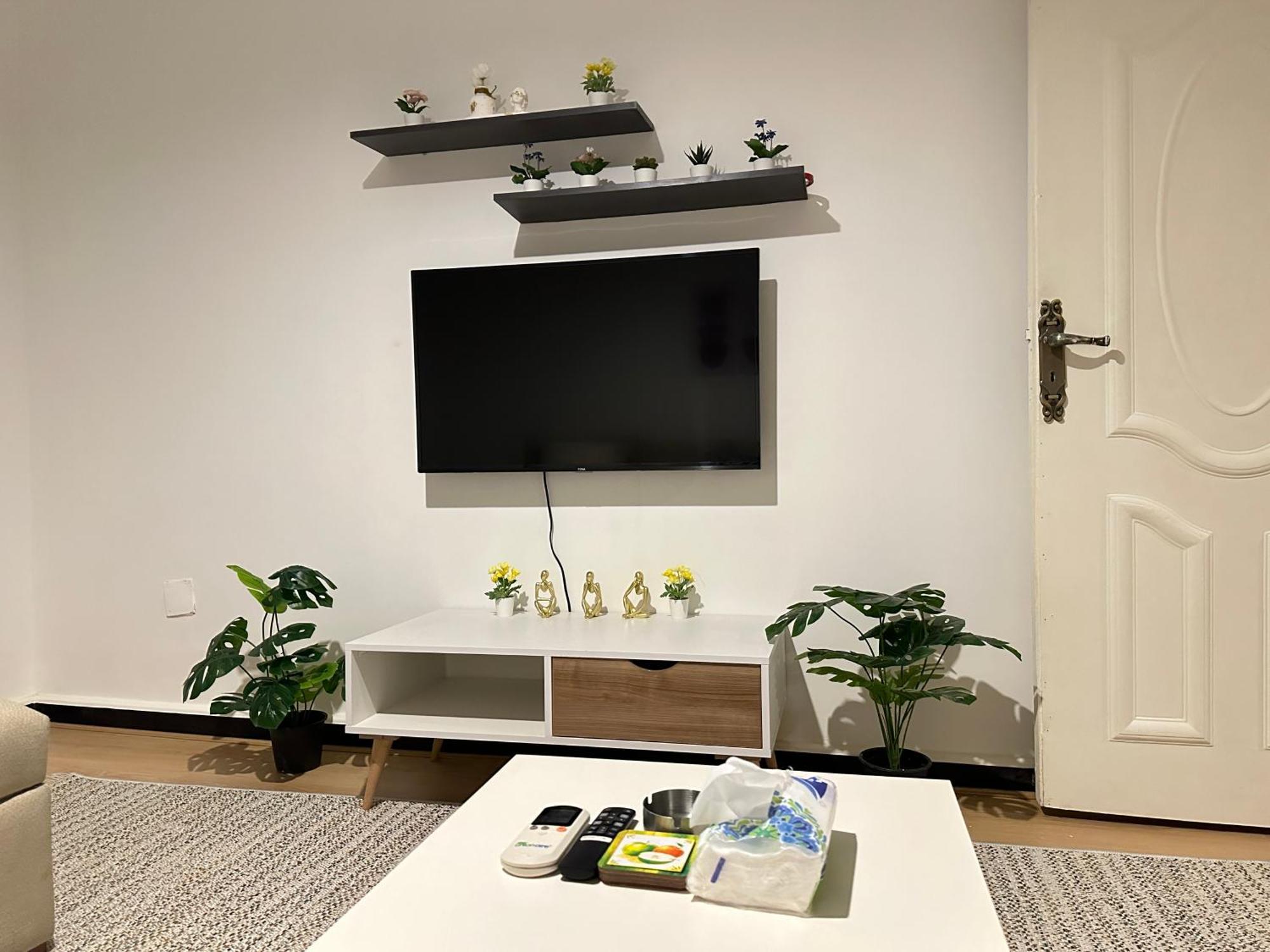 Renovated Spacious 3 Mins To Al-rehab Cairo