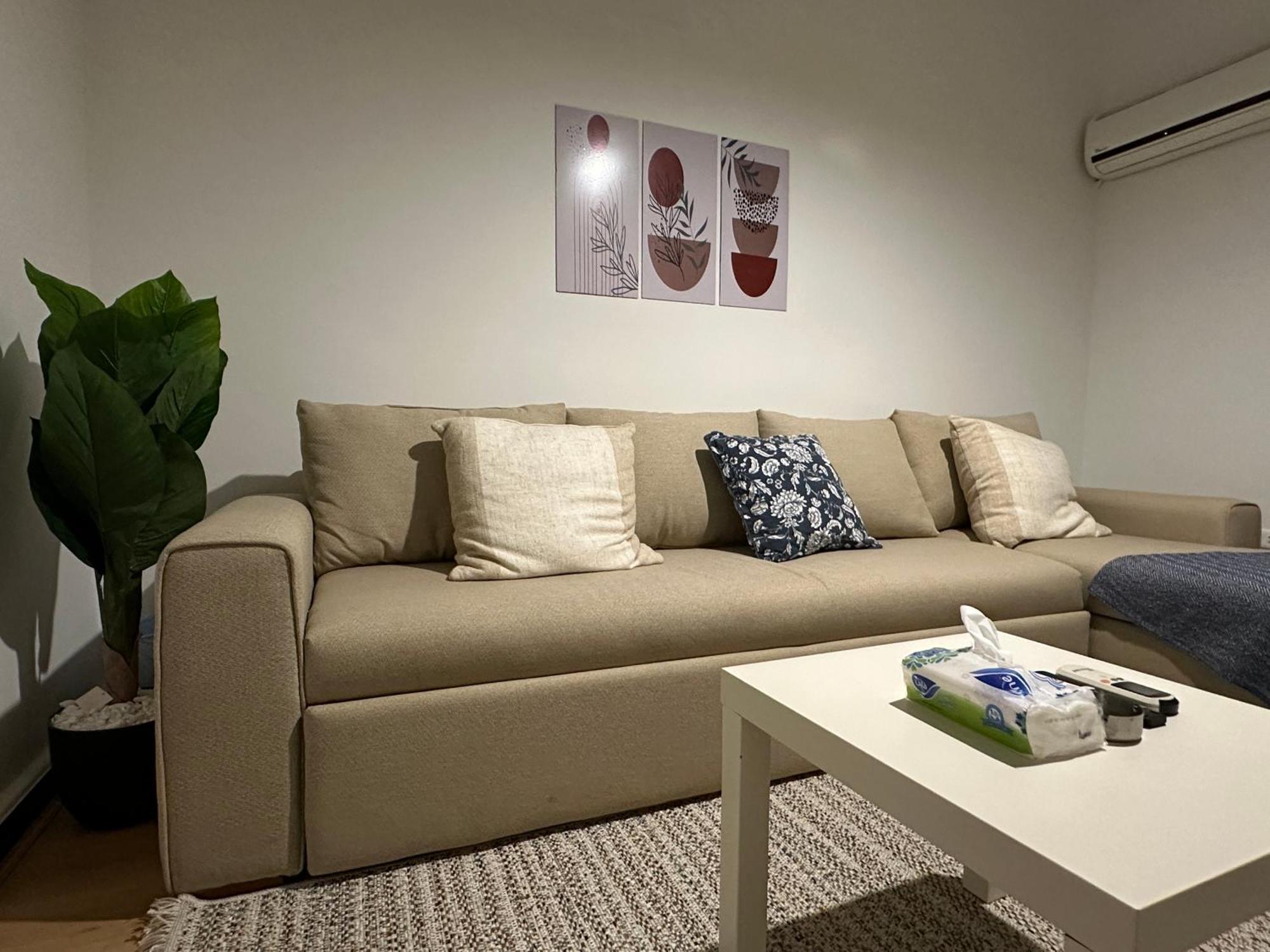 Renovated Spacious 3 Mins To Al-rehab